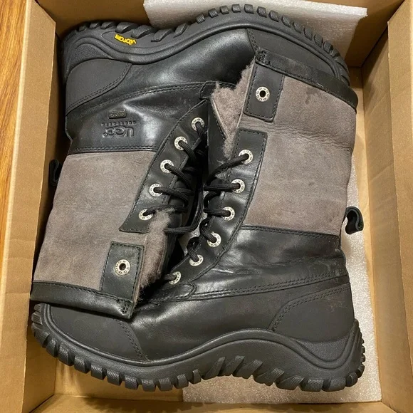 UGG boots - Picture 3 of 16